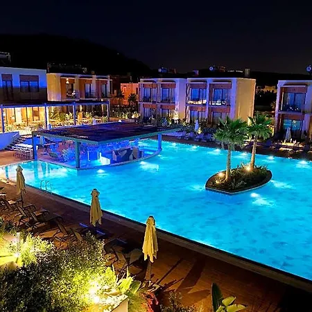 Celeste Bella Luxury & 3* Ortakent